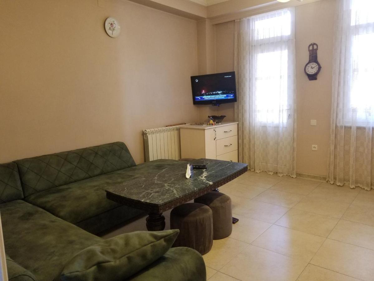 Apartment Chavchavadze 21 Batum Dış mekan fotoğraf