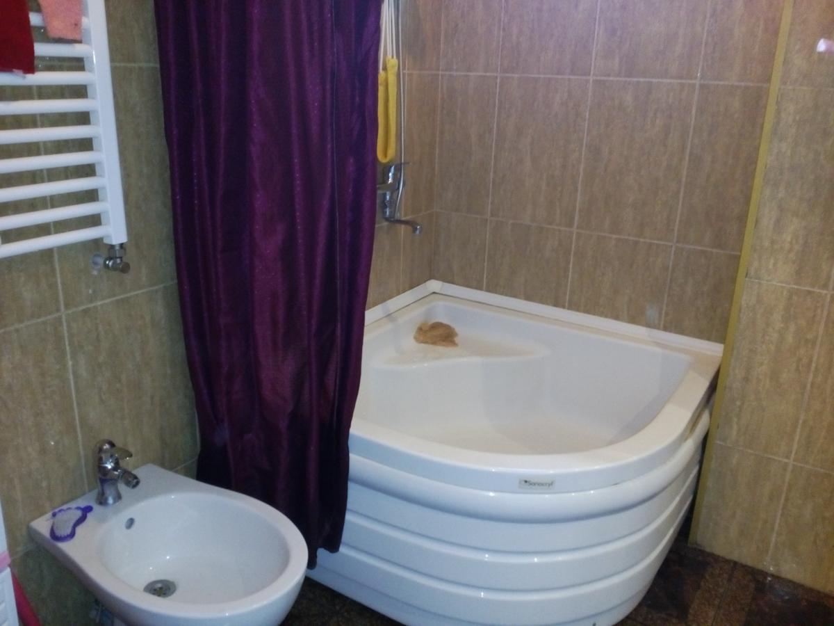 Apartment Chavchavadze 21 Batum Dış mekan fotoğraf